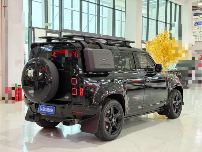 Land Rover Defender 2022 Model 110 P400 X-Dynamic HSE – фото 6