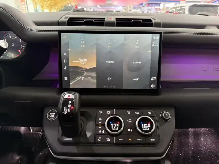 Land Rover Defender 2022 Model 110 P400 X-Dynamic HSE – фото 10