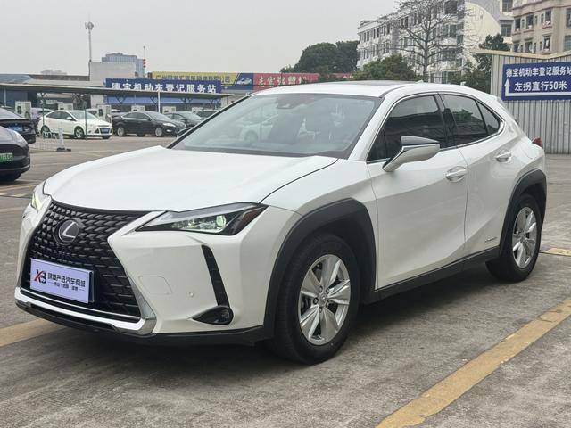 Lexus UX Модель 2020 года 260h Tan · Fun Edition Country VI – фото 1
