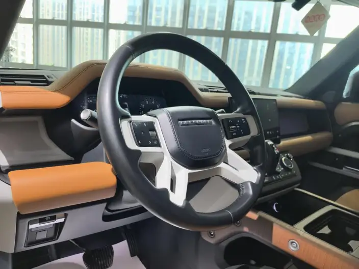 Land Rover Defender 2023 Model 110 3.0T P400 X-Dynamic HSE – фото 10
