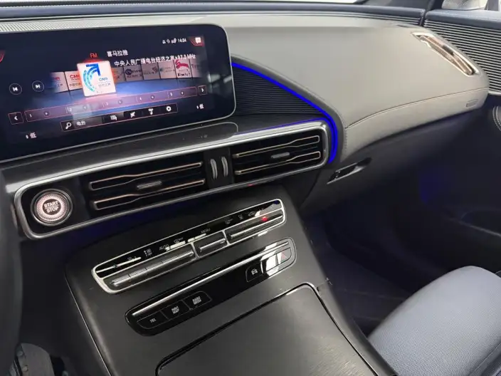 Mercedes-Benz EQC 2020 Model 350 4MATIC – фото 9