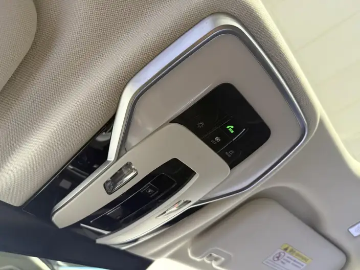 HONGQI E-HS9 2022 Model 690km Flag Xiang Edition VI seat – фото 7