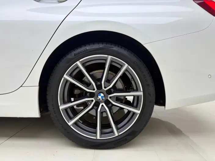 BMW 3 Series 2023 Model 325Li M Sports Set – фото 7