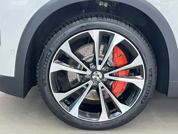 NIO ES8 2023 Model 75kWh – фото 7
