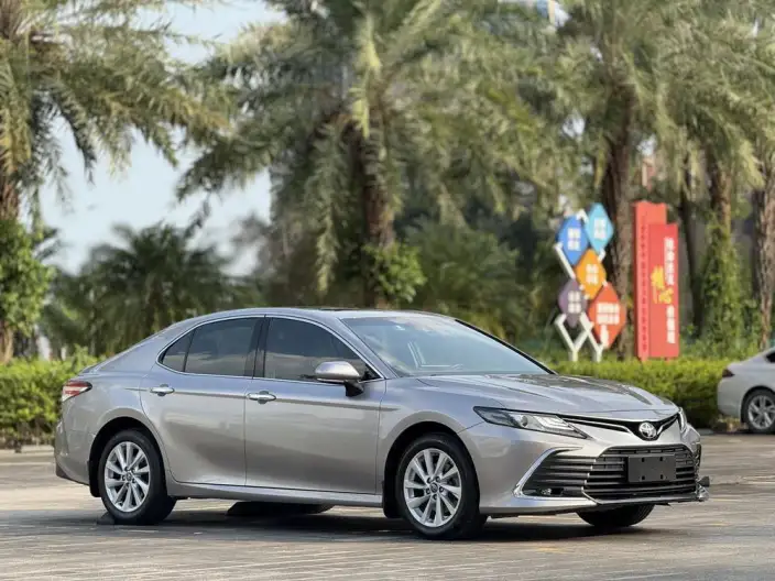 Toyota Camry 2021 Model 2.0G Deluxe Edition – фото 3