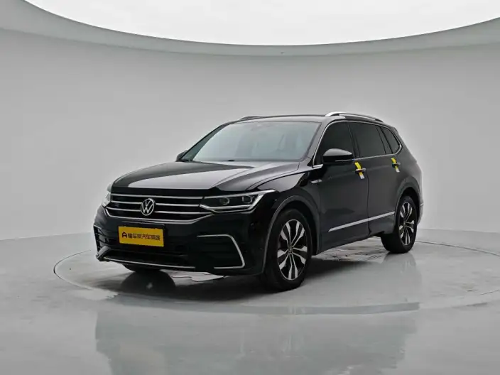 Volkswagen Tiguan L 2023 Model 330TSI 2WD R-Line Enjoy the version more – фото 1