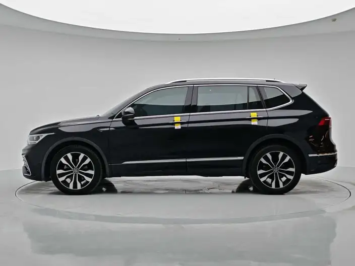 Volkswagen Tiguan L 2023 Model 330TSI 2WD R-Line Enjoy the version more – фото 4