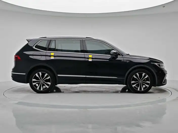 Volkswagen Tiguan L 2023 Model 330TSI 2WD R-Line Enjoy the version more – фото 8