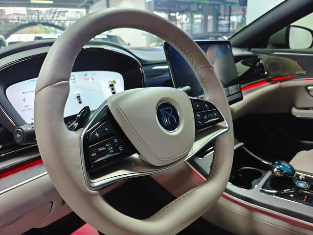BYD Han DM 2025 Intelligent Driving DM-i 125km LiDAR Flagship – фото 6