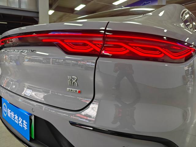 BYD Han DM 2025 Intelligent Driving DM-i 125km LiDAR Flagship – фото 11