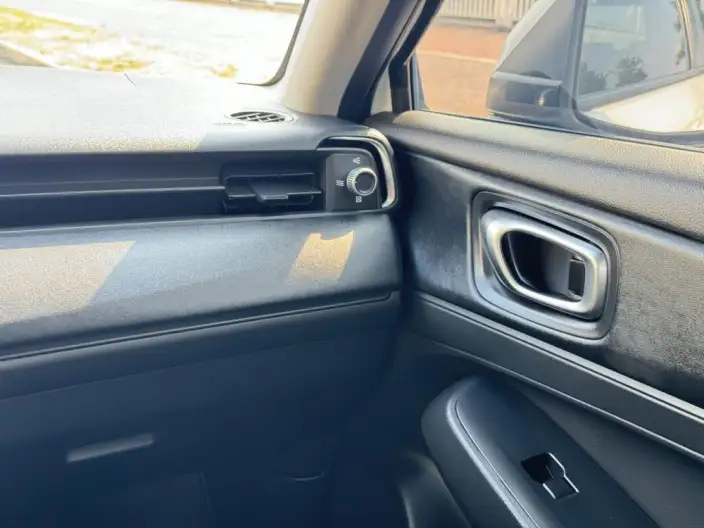 Honda Vezel 2023 Model 1.5L CVT Pioneer Edition – фото 8