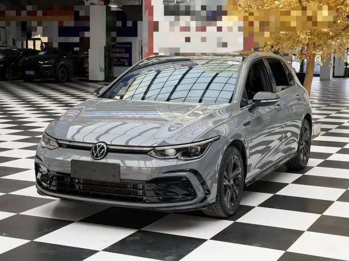 Volkswagen Golf 2023 Model 280TSI DSG R-Line – фото 1