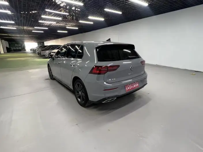 Volkswagen Golf 2023 Model Facelift 280TSI DSG R-Line Lite – фото 4