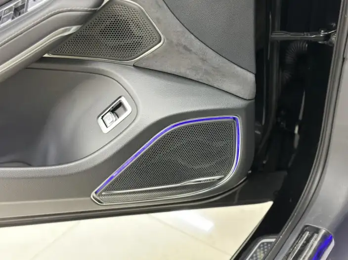 HONGQI H9 2020 Model 3.0T Flag Enjoy Edition – фото 9