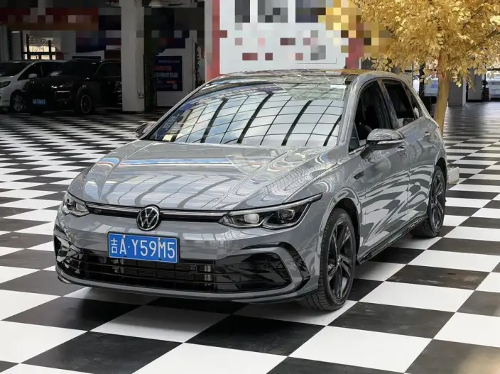 Volkswagen Golf 2021 Model 280TSI DSG R-Line – фото 1