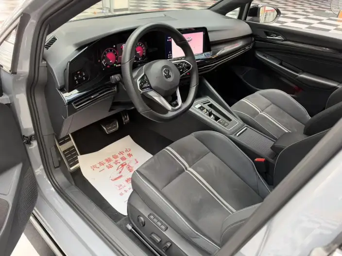 Volkswagen Golf 2021 Model 280TSI DSG R-Line – фото 9