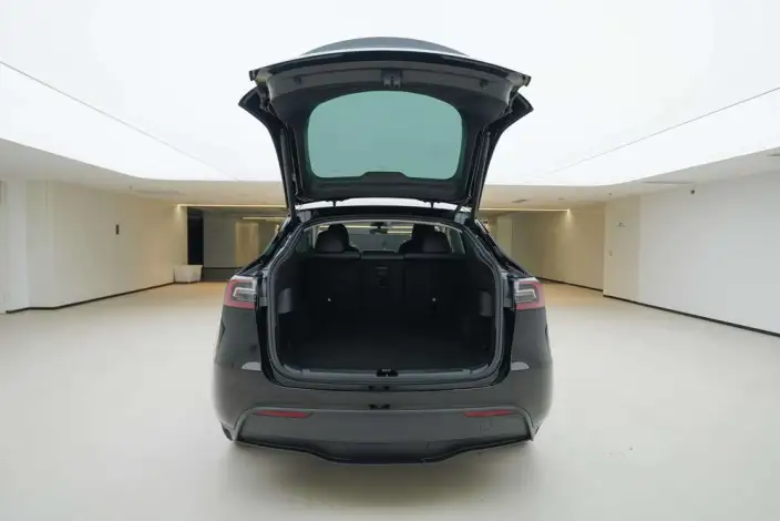Model Y 2022 Model Facelift Rear-wheel drive version – фото 5