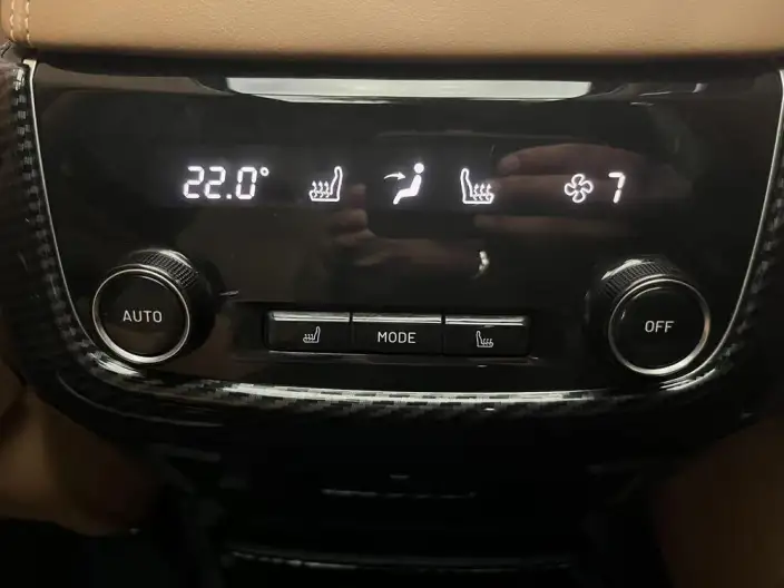 Li Auto ONE 2021 Model Extended Range 6 seat Edition – фото 9