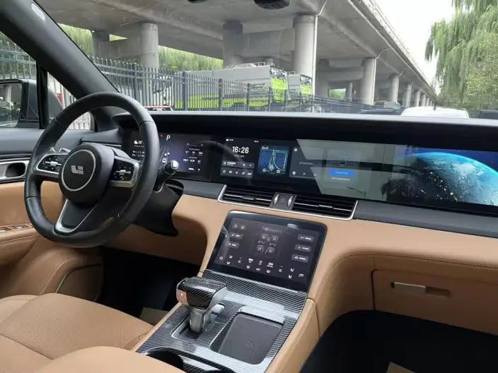 Li Auto ONE 2021 Model Extended Range 6 seat Edition – фото 10