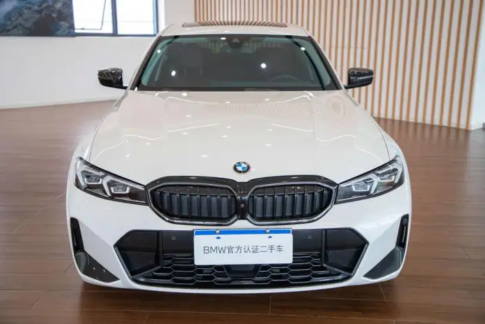 BMW 3 Series 2025 Model 330Li M Sports Night Set – фото 2