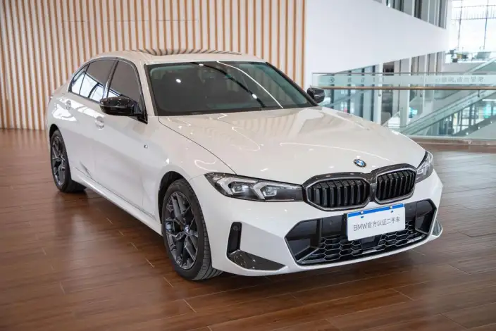 BMW 3 Series 2025 Model 330Li M Sports Night Set – фото 3