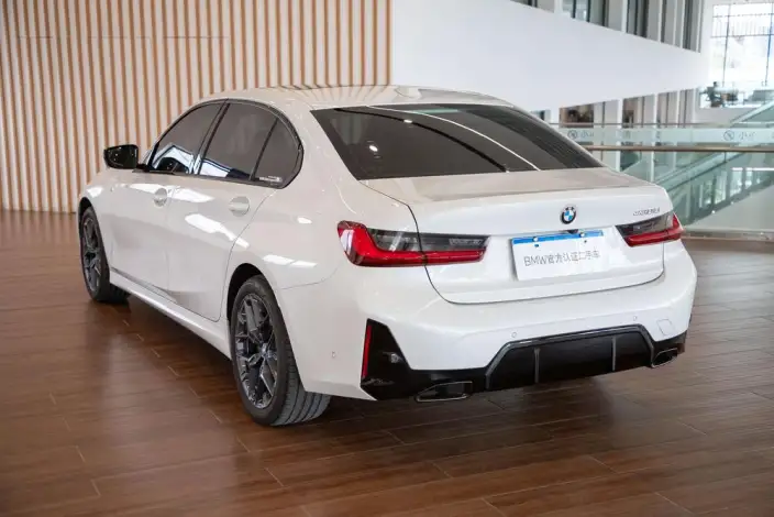 BMW 3 Series 2025 Model 330Li M Sports Night Set – фото 5