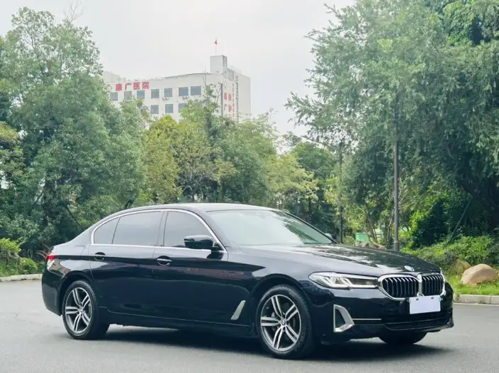BMW 5 Series 2023 Model 530Li Leading Model Luxury Set – фото 3