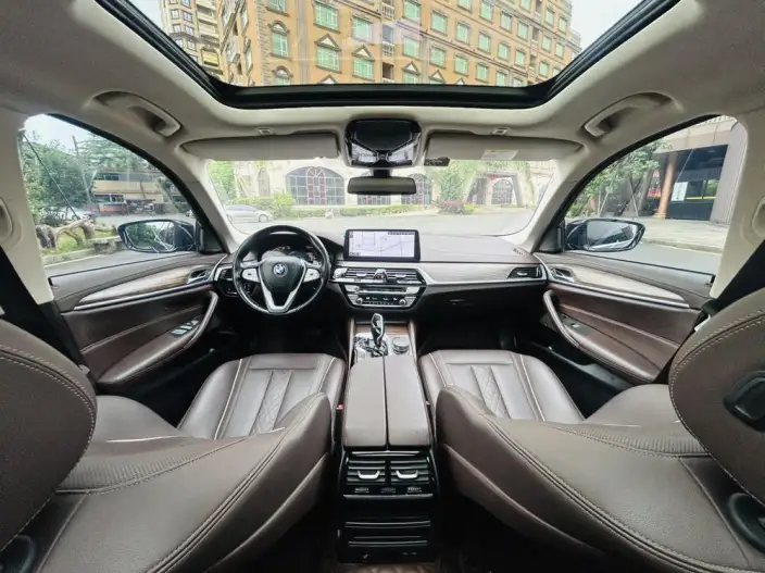 BMW 5 Series 2023 Model 530Li Leading Model Luxury Set – фото 10