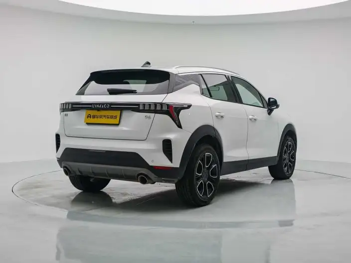 Lynk & Co 06 2020 Model 1.5T Model Plus – фото 7