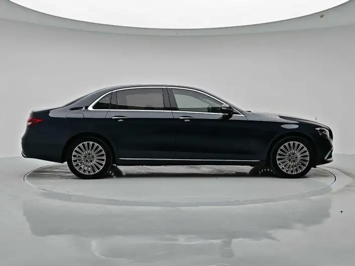 Mercedes-Benz E-Class 2023 Model Facelift E 300 L Luxury Model sedan – фото 8