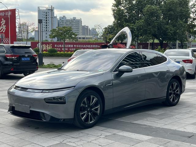 XPeng P7 Модель 2020 года Rear Drive Long Battery Li f e Pro Zhixing Edition – фото 1
