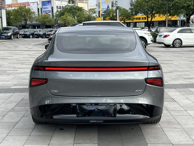 XPeng P7 Модель 2020 года Rear Drive Long Battery Li f e Pro Zhixing Edition – фото 4