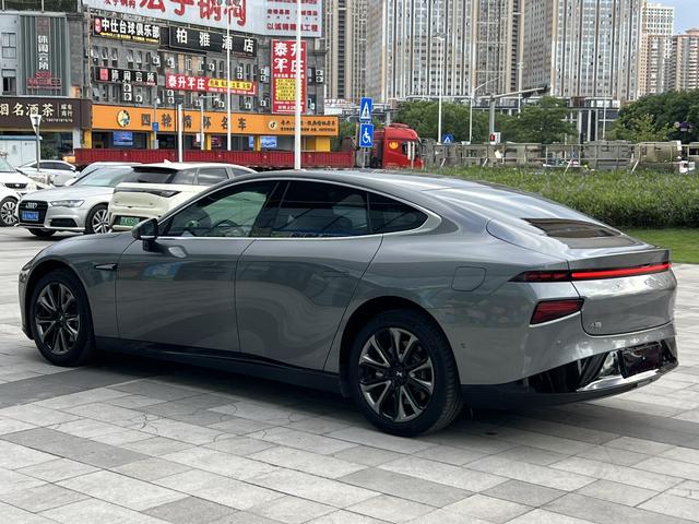 XPeng P7 Модель 2020 года Rear Drive Long Battery Li f e Pro Zhixing Edition – фото 5