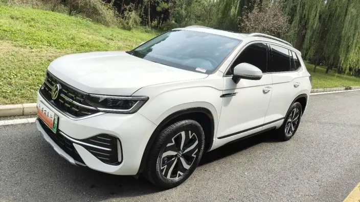 Volkswagen Tayron GTE 2023 Model 280TSI Luxury Plus Advanced version – фото 1