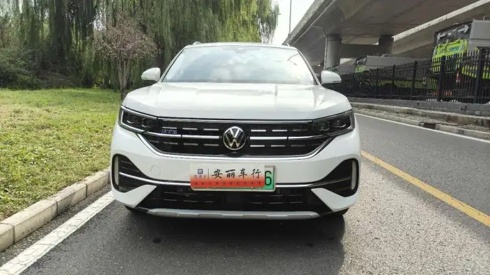 Volkswagen Tayron GTE 2023 Model 280TSI Luxury Plus Advanced version – фото 2