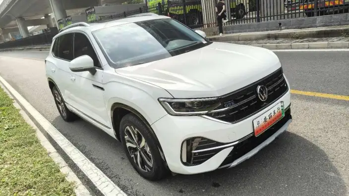Volkswagen Tayron GTE 2023 Model 280TSI Luxury Plus Advanced version – фото 3
