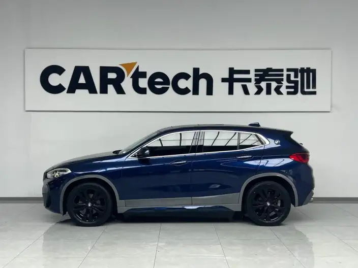 BMW X2 2021 Model sDrive20i M Off-road Set – фото 3