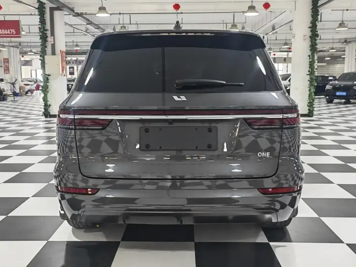 Li Auto ONE 2021 Model Extended Range 6 seat Edition – фото 5