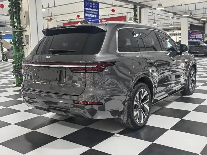 Li Auto ONE 2021 Model Extended Range 6 seat Edition – фото 6