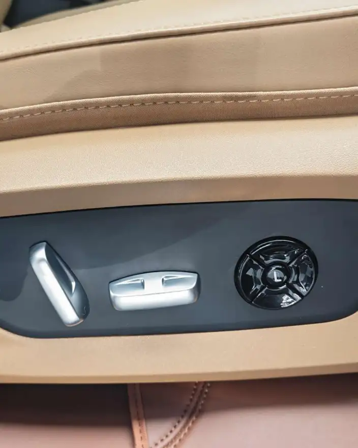 Li Auto ONE 2021 Model Extended Range 6 seat Edition – фото 10