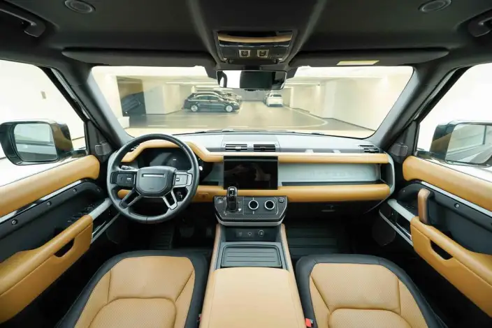 Land Rover Defender 2024 Model 110 3.0T P400 X-Dynamic HSE – фото 9