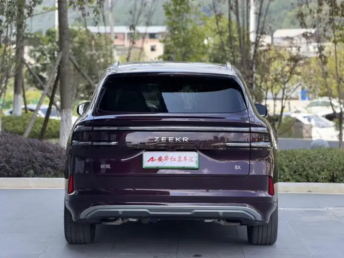 ZEEKR 8X 2026 Model 70kWh Ultra – фото 3