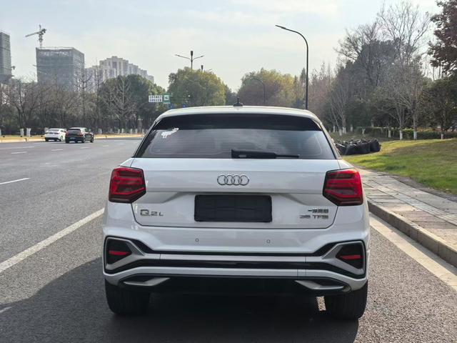 Audi Q2L 2021 35 TFSI Entry Dynamic – фото 8