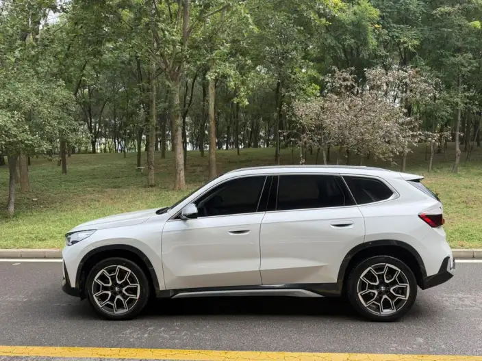 BMW X1 2023 Model sDrive25Li X Design Set – фото 3