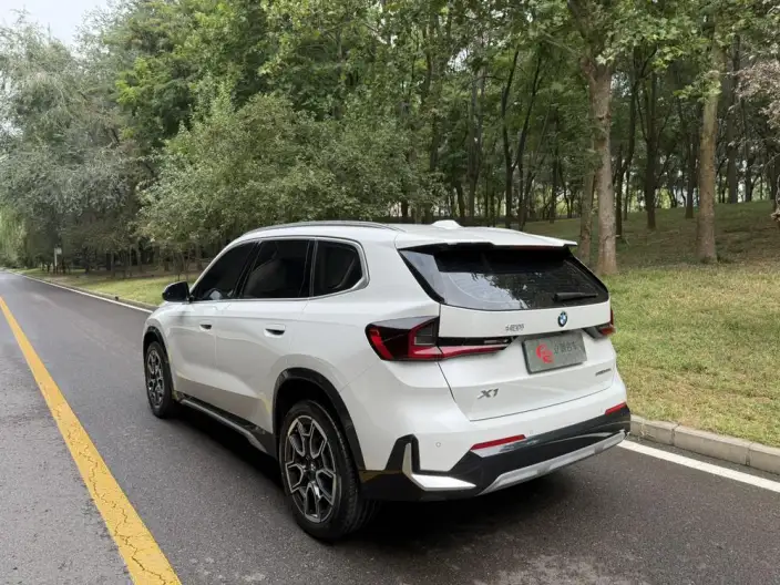 BMW X1 2023 Model sDrive25Li X Design Set – фото 4