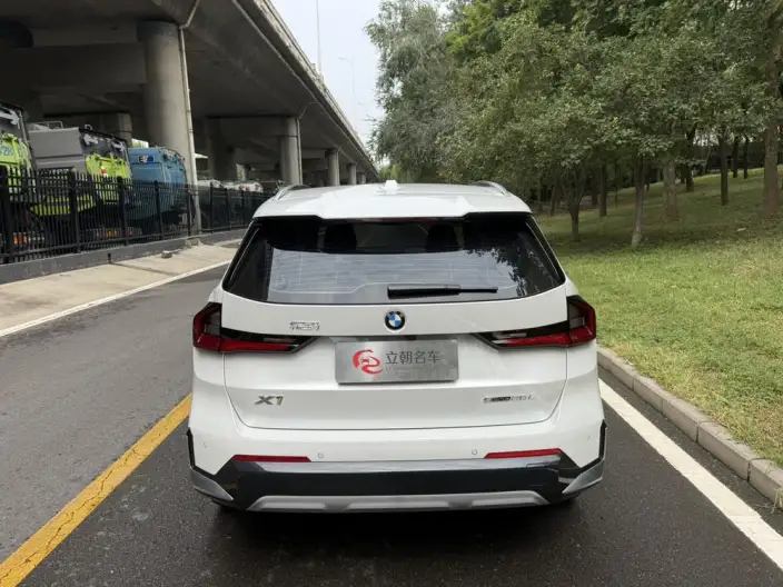BMW X1 2023 Model sDrive25Li X Design Set – фото 5
