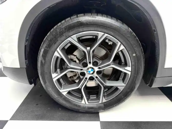 BMW X1 2022 Model sDrive20Li Exclusive Model – фото 7