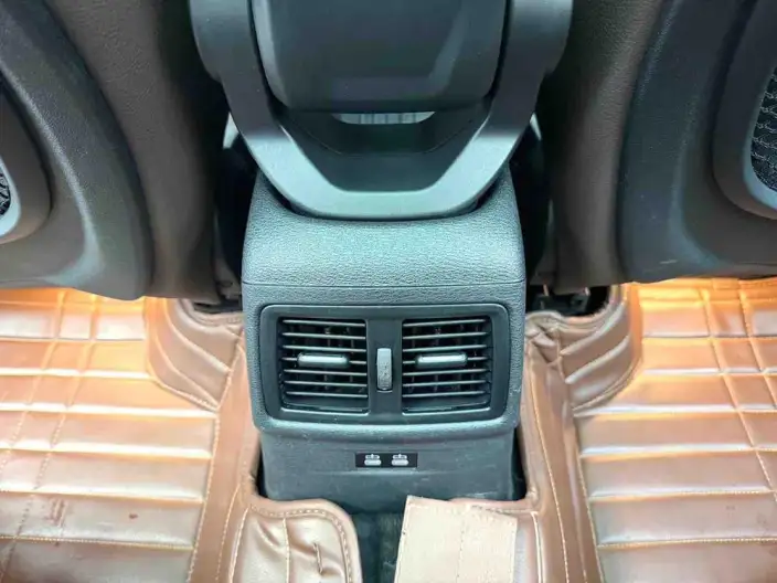 BMW X1 2022 Model sDrive20Li Exclusive Model – фото 9