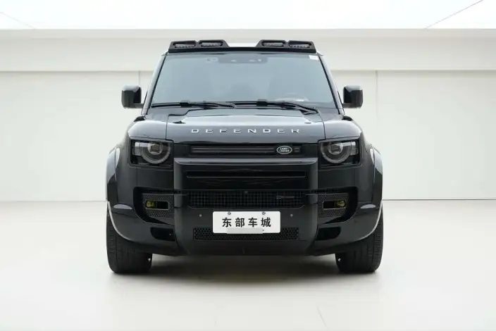 Land Rover Defender 2023 Model Facelift 110 P400 X-Dynamic HSE – фото 2