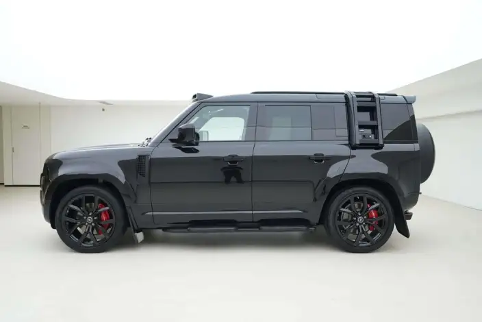Land Rover Defender 2023 Model Facelift 110 P400 X-Dynamic HSE – фото 3